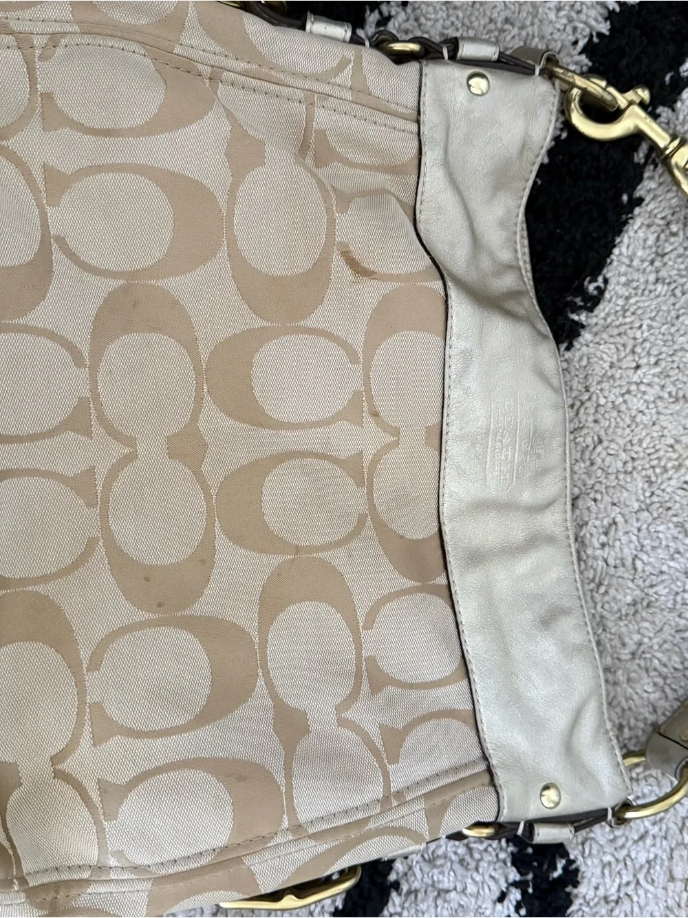Coach classic hobo
